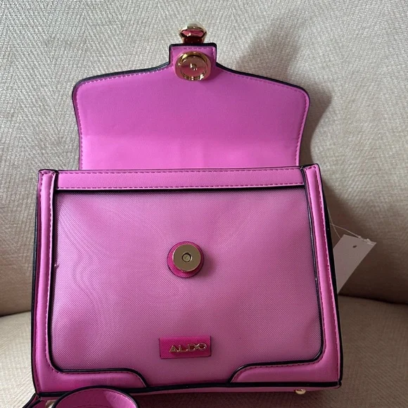 Aldo Fuchsia Satchel Bag With Gold Chain detail and lion head - Picture 9 of 9